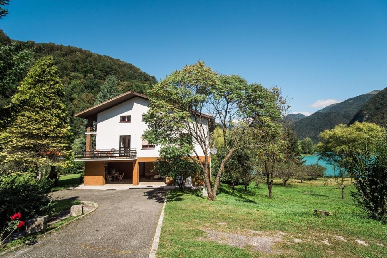 Vila Labod, Unique Villa At The Lake موست نا سوتشي المظهر الخارجي الصورة