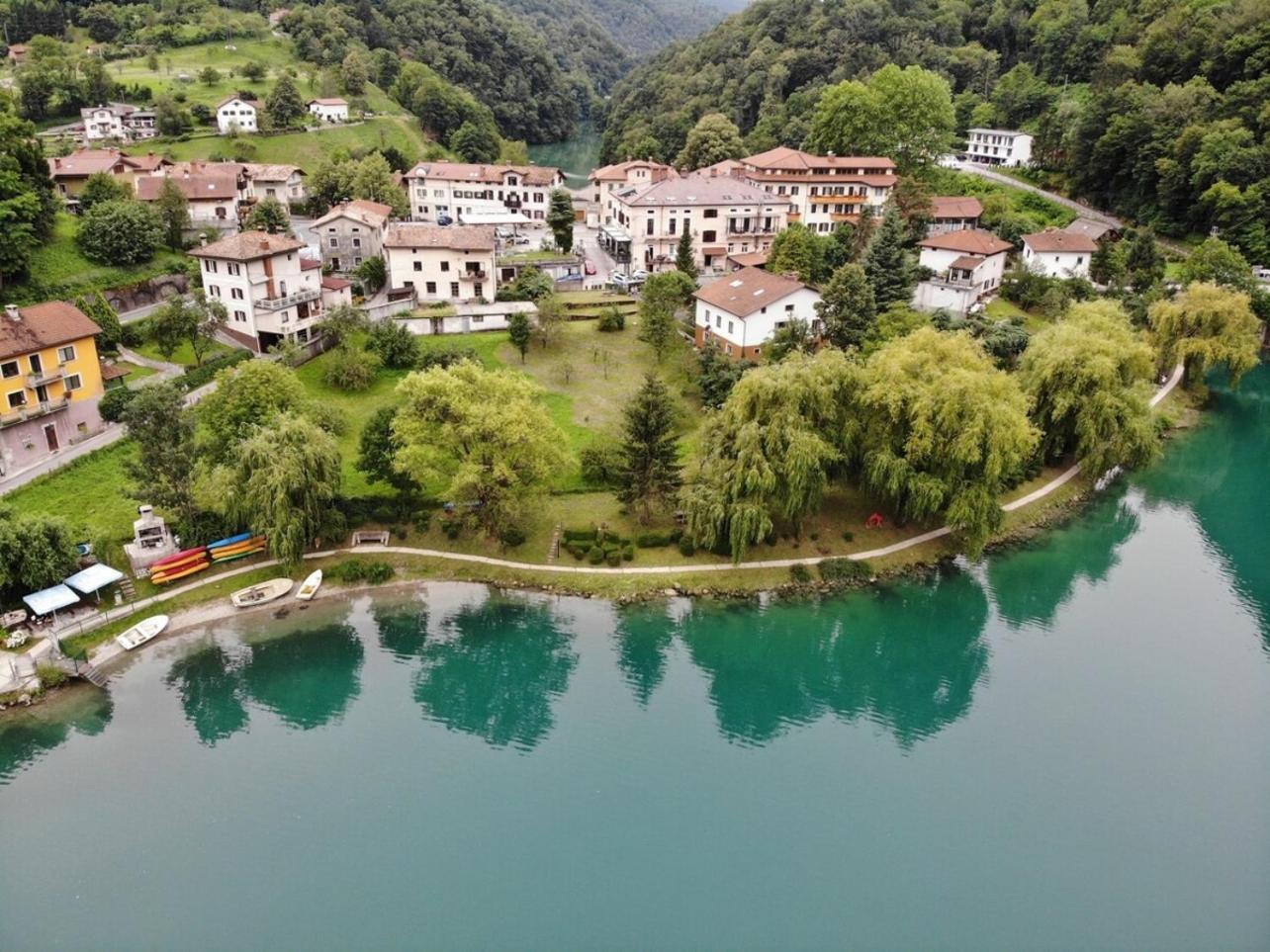 Vila Labod, Unique Villa At The Lake موست نا سوتشي المظهر الخارجي الصورة